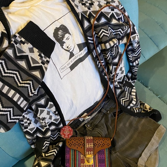 Boho Patterned Black & White DIVIDED H&M Cardigan - Picture 7 of 7